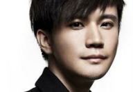 雷诺儿个人资料,多才多艺的影视演员与创作歌手