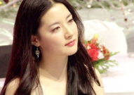 李英爱个人资料,韩国影视界璀璨明珠，美丽与才华并重的女神